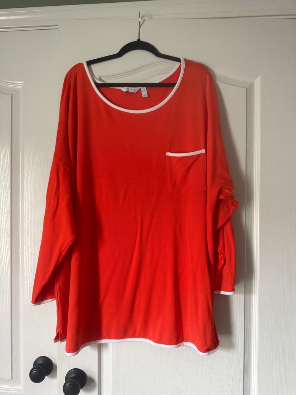 Sport Savvy Relaxed Red Scoop-Neck Tunic with Contrast Trim Size 4X